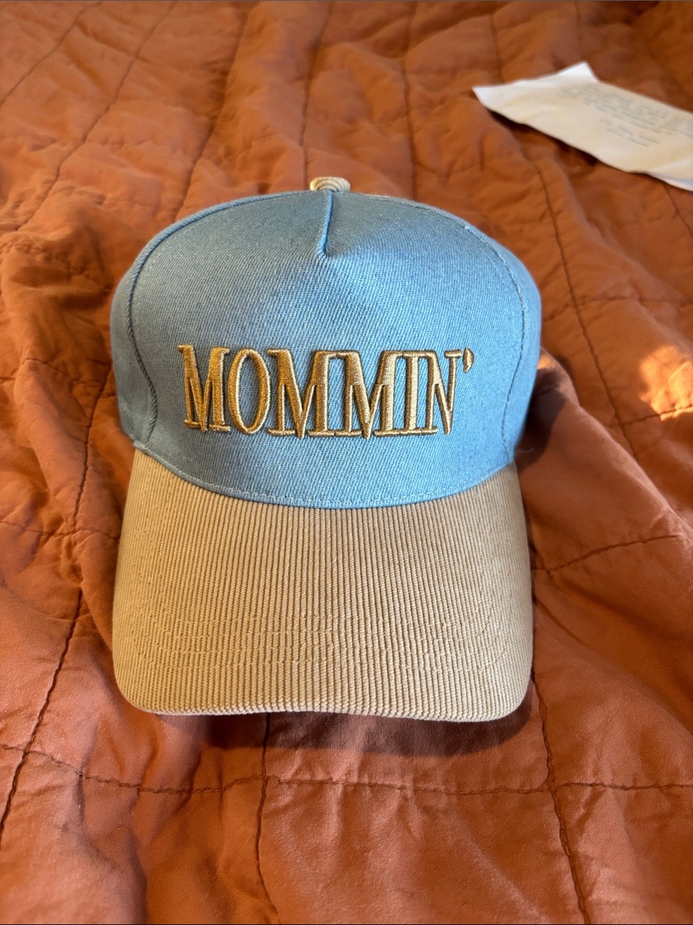 Mommin' Embroidered Two-Tone Baseball Cap - Blue & Tan